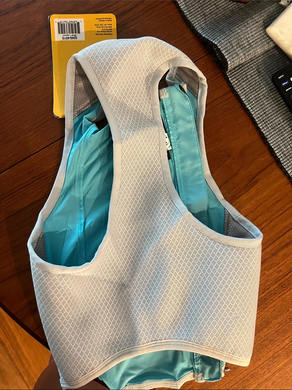 Ruffwear Dog One-Piece Cooling Vest in Light Blue and White (S) - Picture 6 of 8
